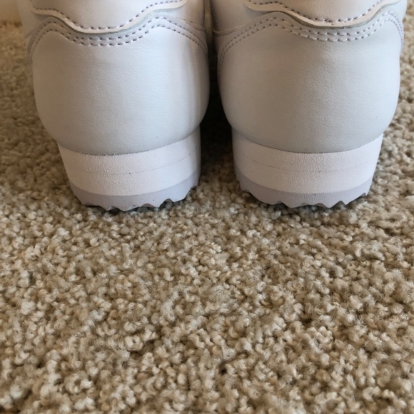 NIKE SNEAKERS - Picture 9 of 9